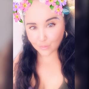 Meet your Posher, Valentina